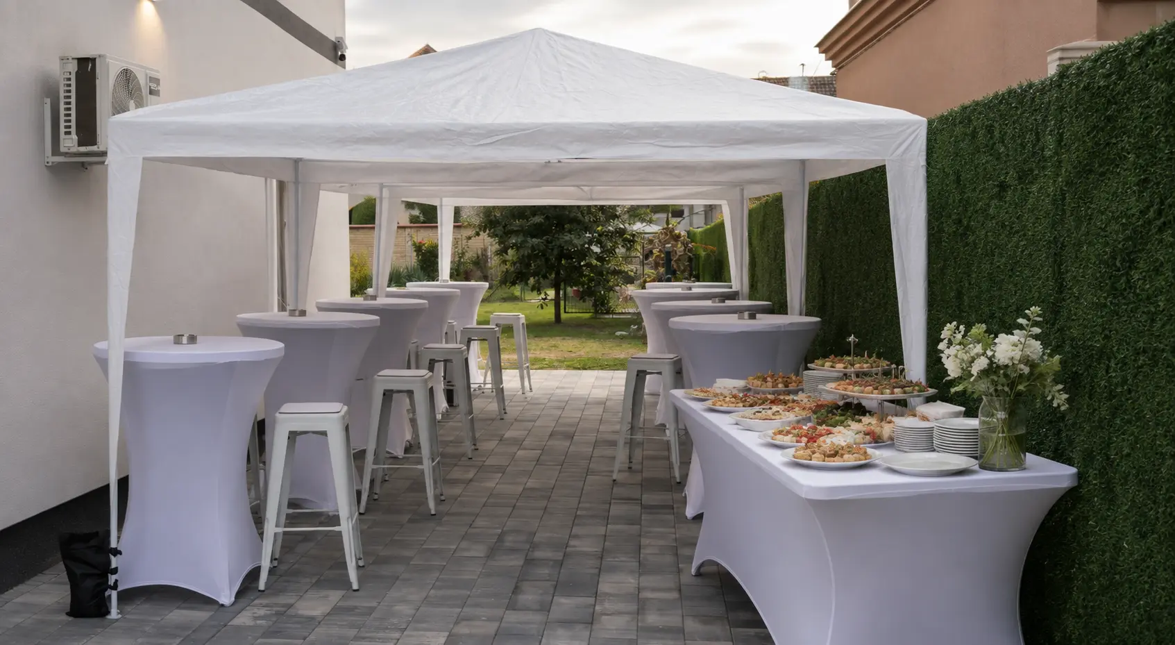 Iznajmljivanje barskih stolova i stolica Novi Sad – vodič za organizaciju modernih događaja